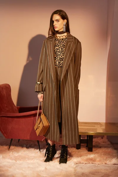 Look 18
